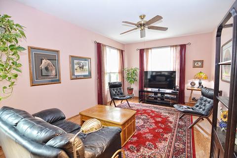 776 Red Barn Ln, Elgin, IL 60124 photo 11