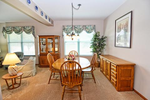 776 Red Barn Ln, Elgin, IL 60124 photo 7