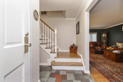 1 E Lonnquist Blvd, Mount Prospect, IL 60056 photo 2