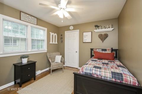1 E Lonnquist Blvd, Mount Prospect, IL 60056 photo 16