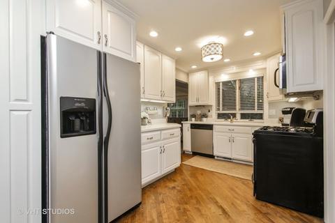 1 E Lonnquist Blvd, Mount Prospect, IL 60056 photo 6
