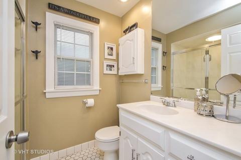 1 E Lonnquist Blvd, Mount Prospect, IL 60056 photo 15