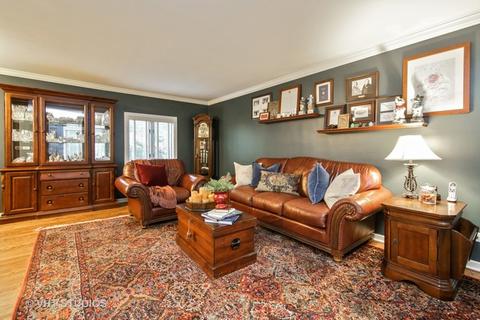 1 E Lonnquist Blvd, Mount Prospect, IL 60056 photo 3