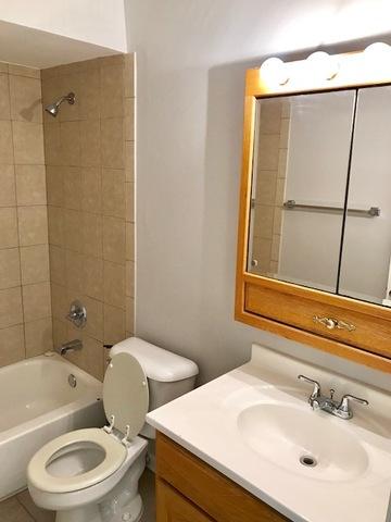 9354 Golf Rd #2A, Des Plaines, IL 60016 photo 14