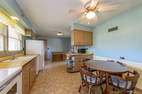 456 Cornell Ave, Des Plaines, IL 60016 photo 4