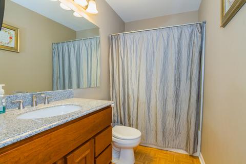 266 Jackson Ct, Bartlett, IL 60103 photo 8