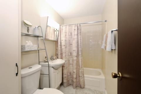 2502 Algonquin Rd #7, Rolling Meadows, IL 60008 photo 8
