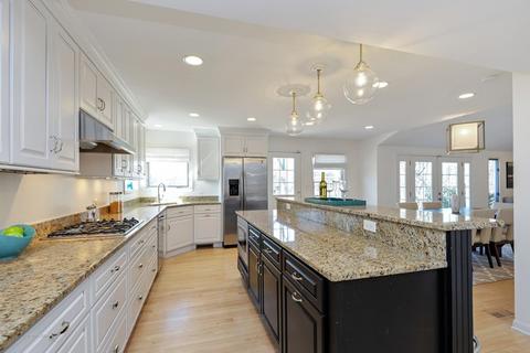 102 Pine St, Deerfield, IL 60015 photo 9