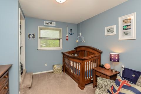 1009 Edgewood Dr, Mchenry, IL 60051 photo 12