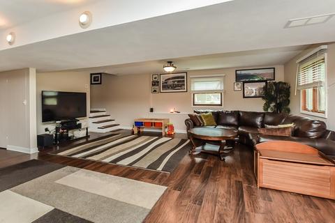 1009 Edgewood Dr, Mchenry, IL 60051 photo 14