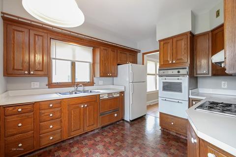 1015 Augusta Ave, Elgin, IL 60120 photo 7