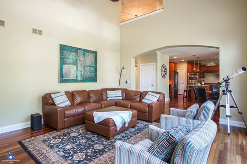 1111 Hunter Rd, Glenview, IL 60025 photo 7