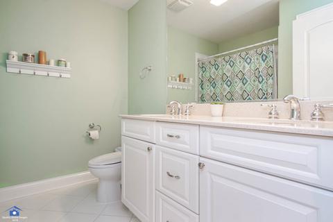 1111 Hunter Rd, Glenview, IL 60025 photo 18