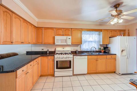 115 Mayer Ave, Wheeling, IL 60090 photo 7