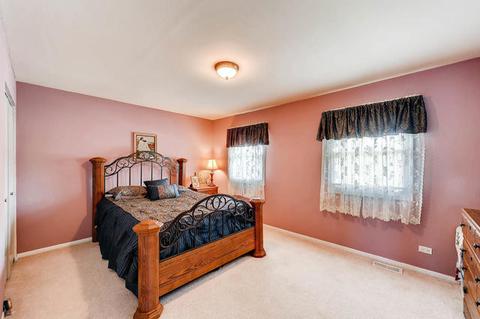 115 Mayer Ave, Wheeling, IL 60090 photo 16