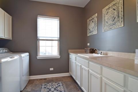 3597 Harold Cir, Hoffman Estates, IL 60192 photo 18