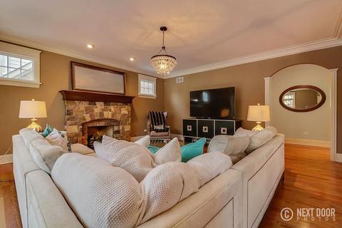 808 S Wright St, Naperville, IL 60540 photo 10
