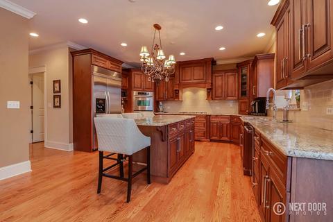 808 S Wright St, Naperville, IL 60540 photo 6