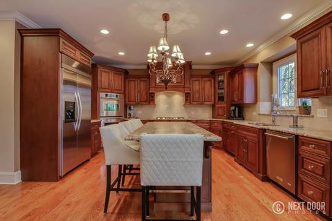 808 S Wright St, Naperville, IL 60540 photo 5