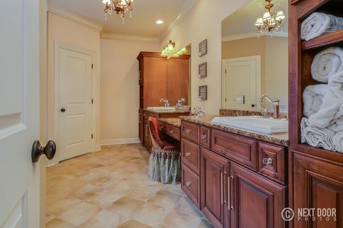 808 S Wright St, Naperville, IL 60540 photo 19