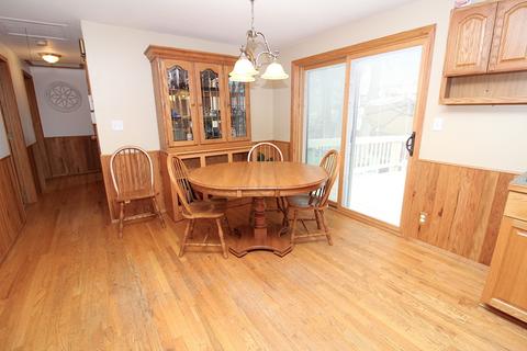 419 Maplewood Dr, Lakemoor, IL 60051 photo 10