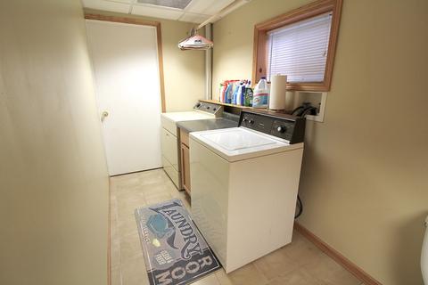 419 Maplewood Dr, Lakemoor, IL 60051 photo 31