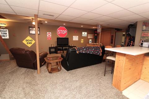 419 Maplewood Dr, Lakemoor, IL 60051 photo 26