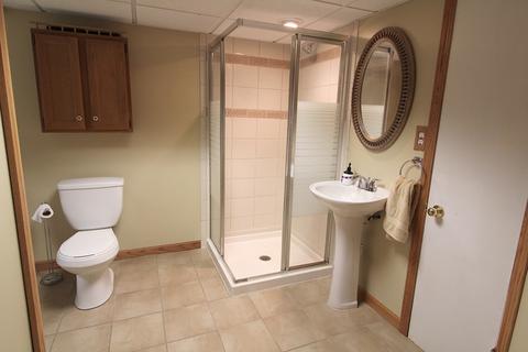 419 Maplewood Dr, Lakemoor, IL 60051 photo 30
