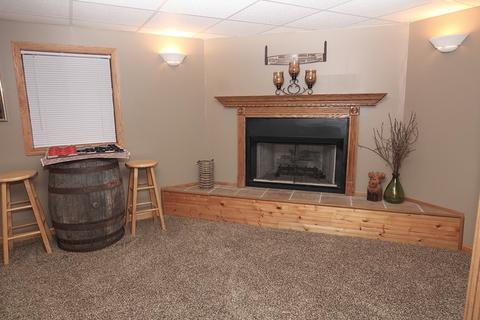 419 Maplewood Dr, Lakemoor, IL 60051 photo 25