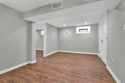 9352 S Yates Blvd, Chicago, IL 60617 photo 28
