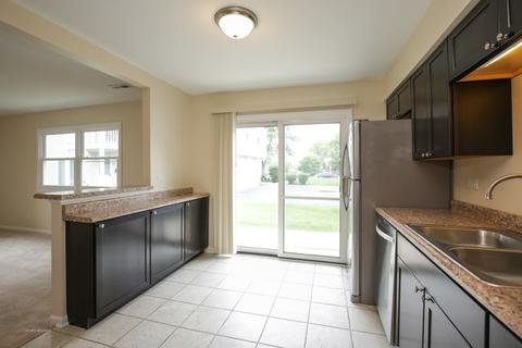 183 Judith Ct #A, Bartlett, IL 60103 photo 5