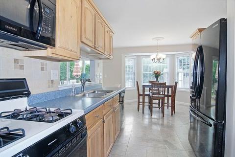 3105 Eugene Ln, Aurora, IL 60504 photo 9