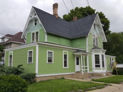 347 St Charles St, Elgin, IL 60120 photo 1