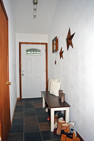 1709 Highview Ave, Mchenry, IL 60050 photo 4