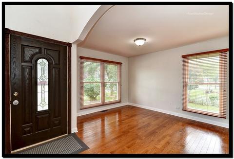4916 Clover Ln, Plainfield, IL 60586 photo 4