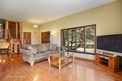 4 N220 Maple Ave, Addison, IL 60101 photo 6