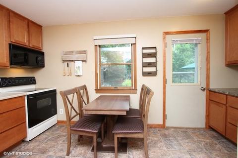 3701 Maple Ave, Mchenry, IL 60050 photo 10