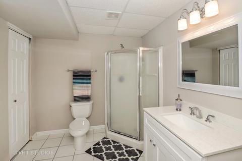 968 Danielson Ct, Gurnee, IL 60031 photo 16