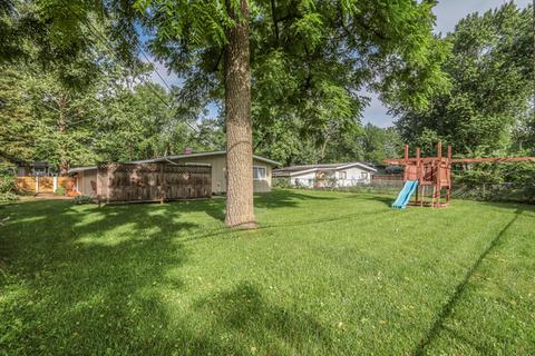 80 Circle Dr E, Montgomery, IL 60538 photo 10