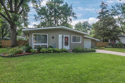 80 Circle Dr E, Montgomery, IL 60538 photo 2