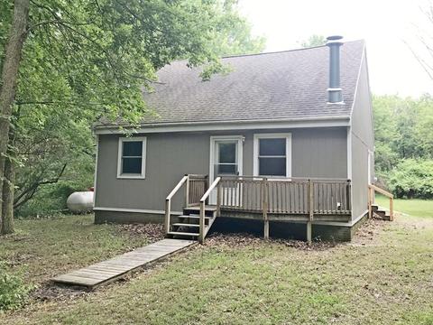 7 S Walnut Dr, Putnam, IL 61560 photo 1