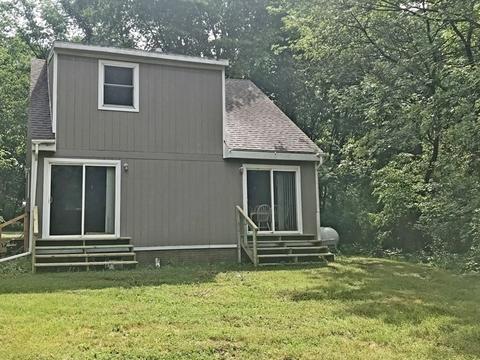 7 S Walnut Dr, Putnam, IL 61560 photo 3