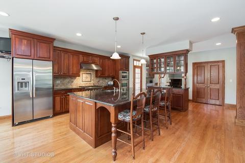 270 E May St, Elmhurst, IL 60126 photo 7
