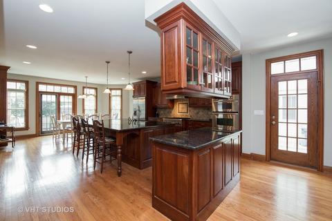 270 E May St, Elmhurst, IL 60126 photo 6