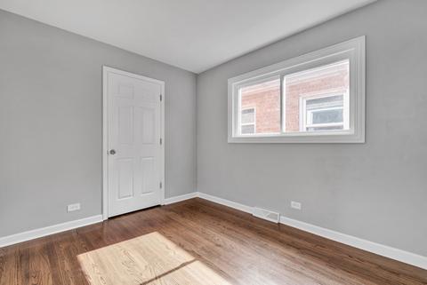216 E 107th St, Chicago, IL 60628 photo 11