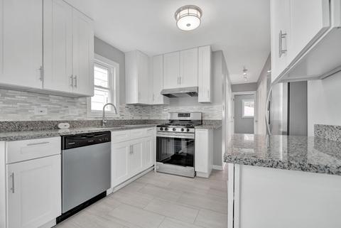 216 E 107th St, Chicago, IL 60628 photo 8