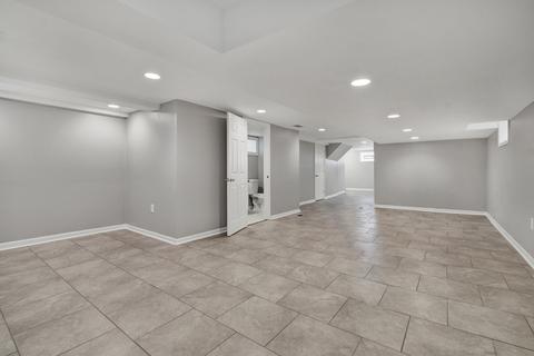 216 E 107th St, Chicago, IL 60628 photo 23