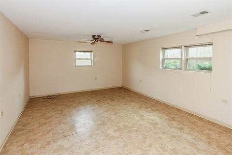 277 Denver Dr, Des Plaines, IL 60018 photo 16