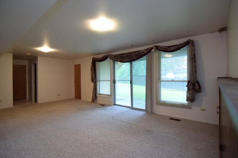 1127 Hermitage Cir, Hoffman Estates, IL 60169 photo 17