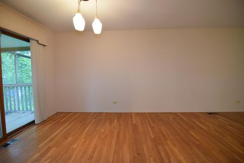 1127 Hermitage Cir, Hoffman Estates, IL 60169 photo 7
